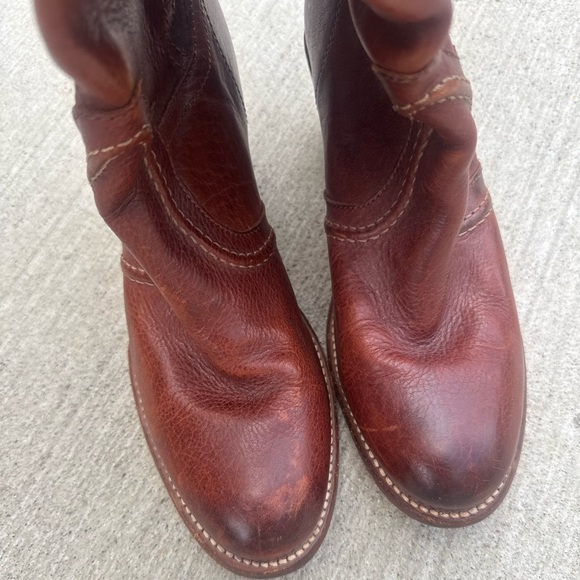 Frye Jane Boots Size 8 redwood color please see all photos - Picture 4 of 8